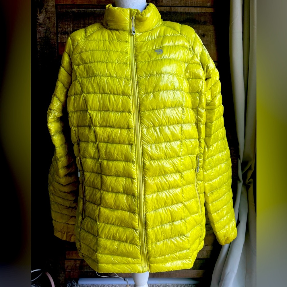 Women’s mountain hardwear nikwax hydrophobic down jacket